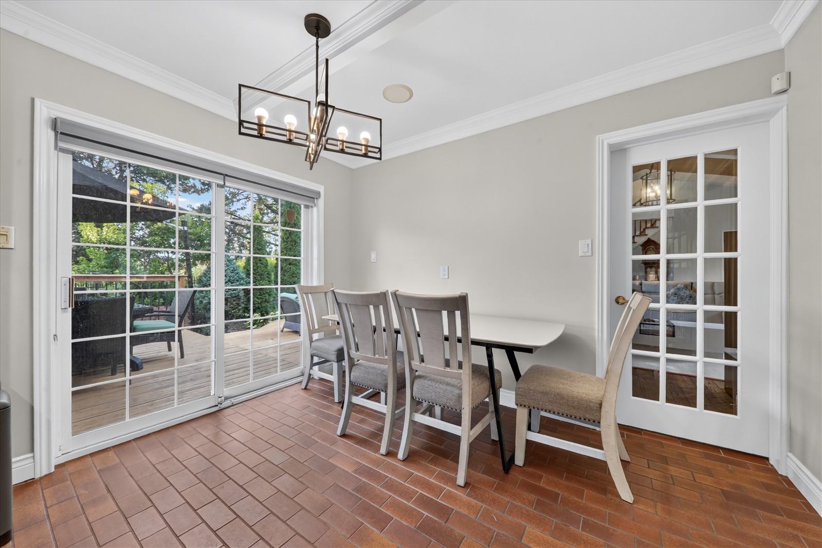 1 Island Lake Dr, Whitchurch-Stouffville, ON