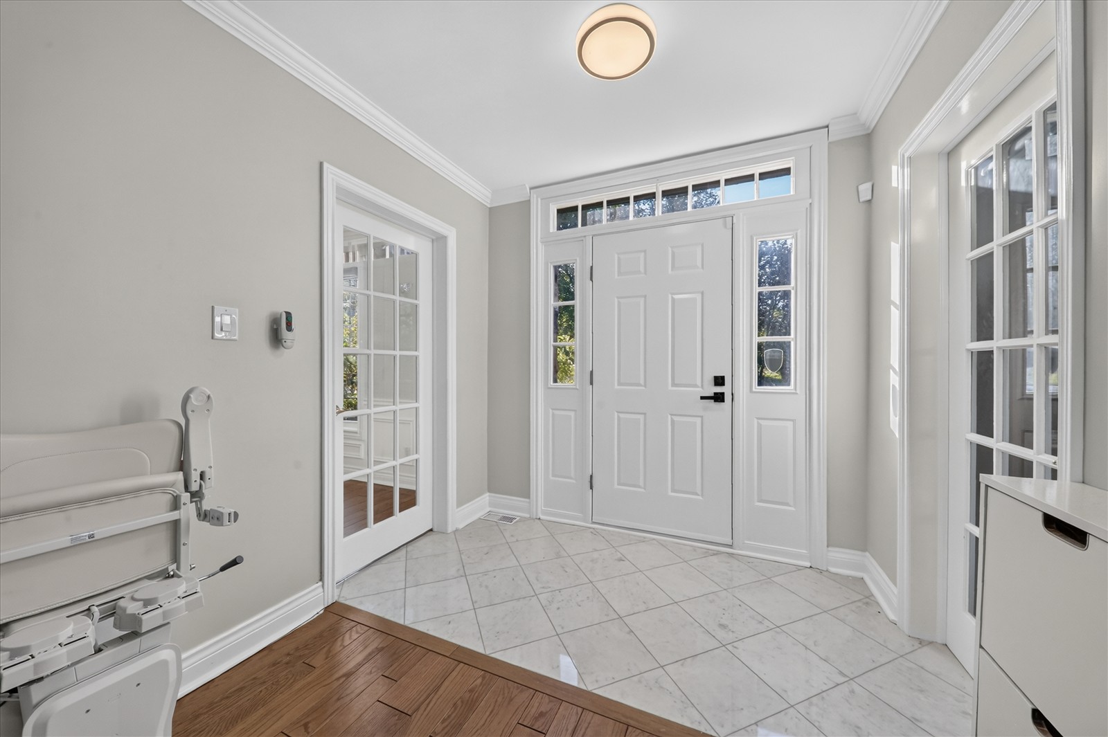 1 Island Lake Dr, Whitchurch-Stouffville, ON