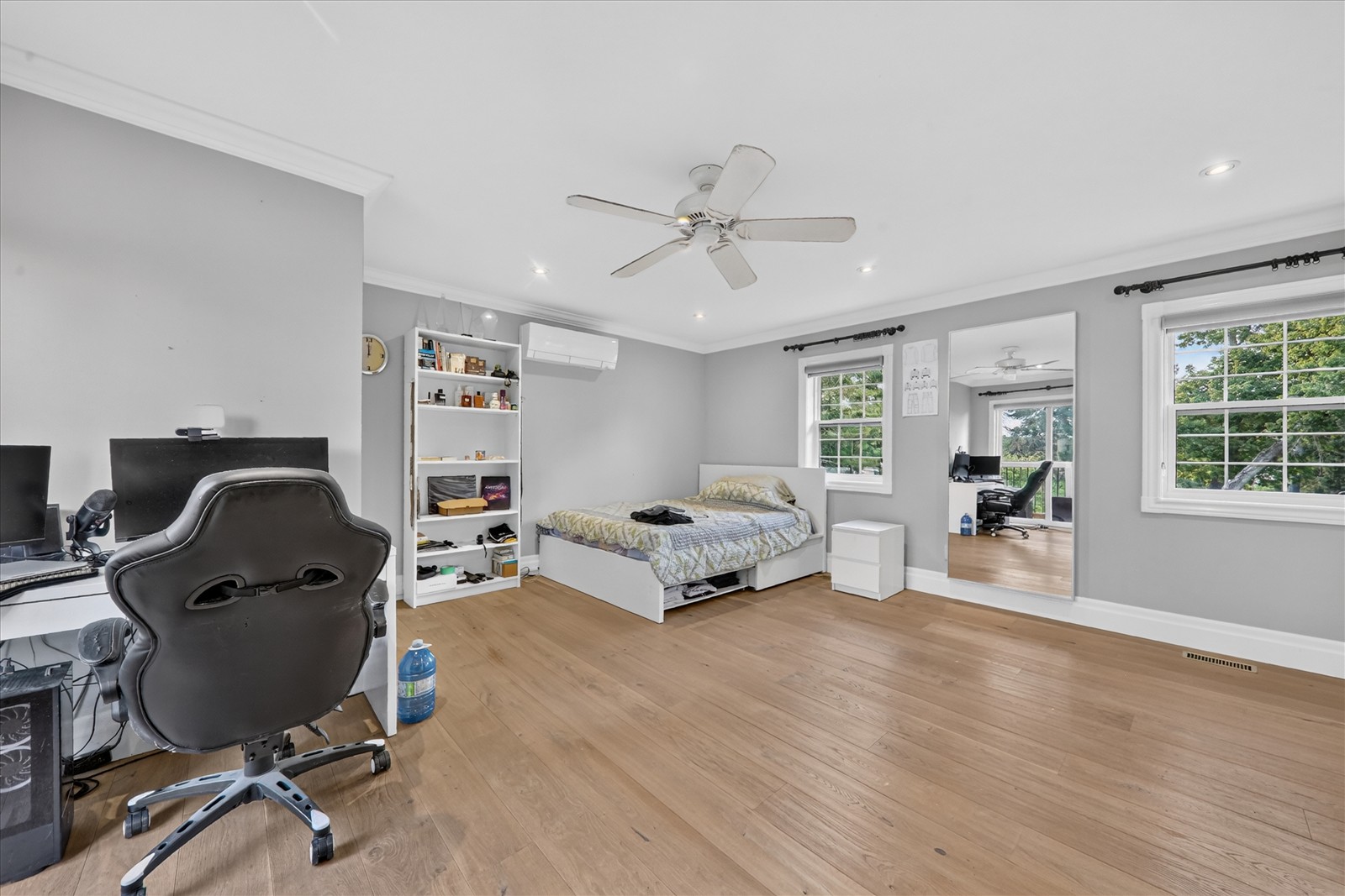 1 Island Lake Dr, Whitchurch-Stouffville, ON