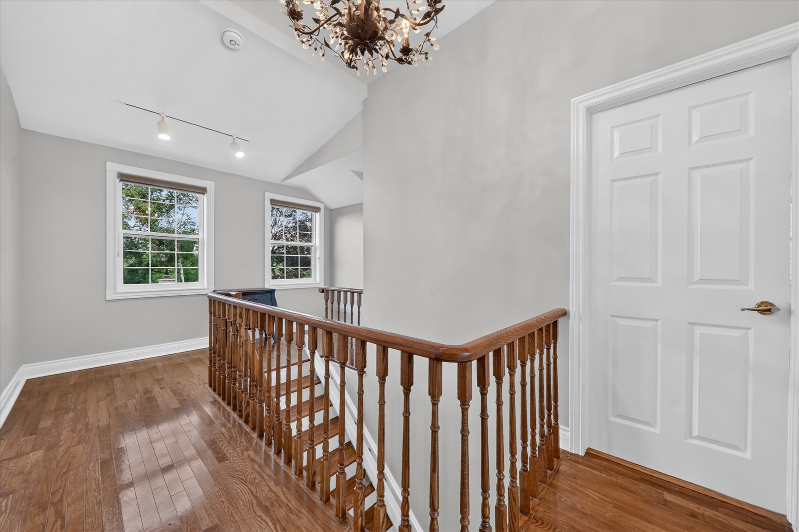 1 Island Lake Dr, Whitchurch-Stouffville, ON