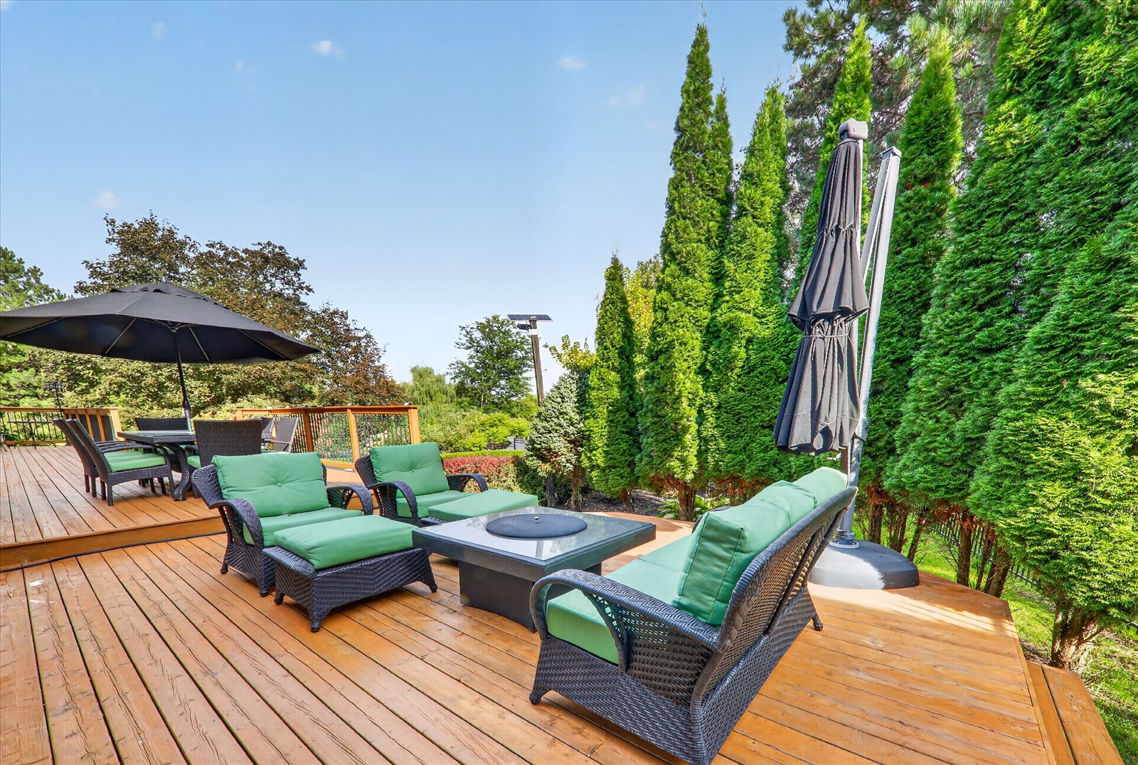 1 Island Lake Dr, Whitchurch-Stouffville, ON
