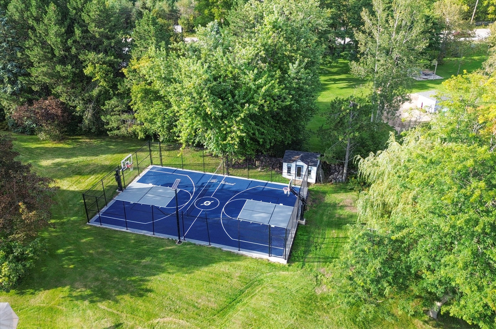 1 Island Lake Dr, Whitchurch-Stouffville, ON