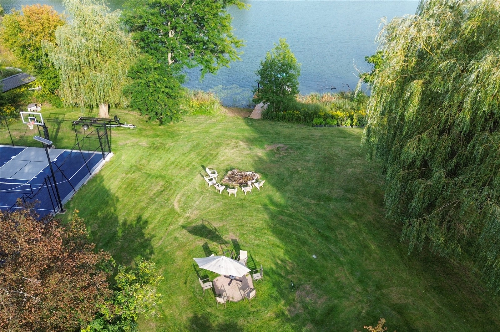 1 Island Lake Dr, Whitchurch-Stouffville, ON