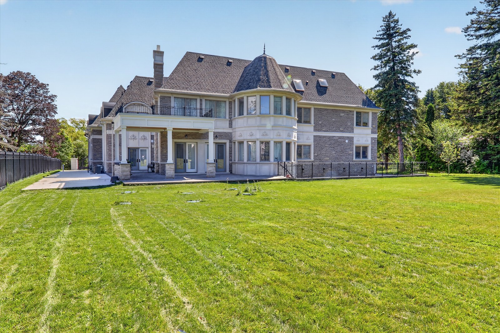 28 Personna Blvd, Markham, ON