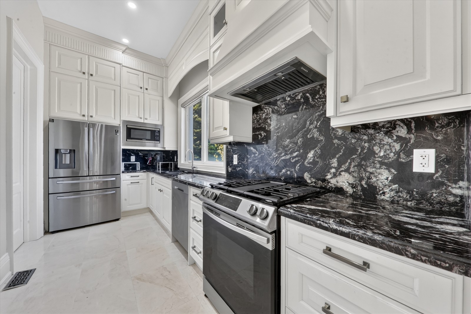 28 Personna Blvd, Markham, ON
